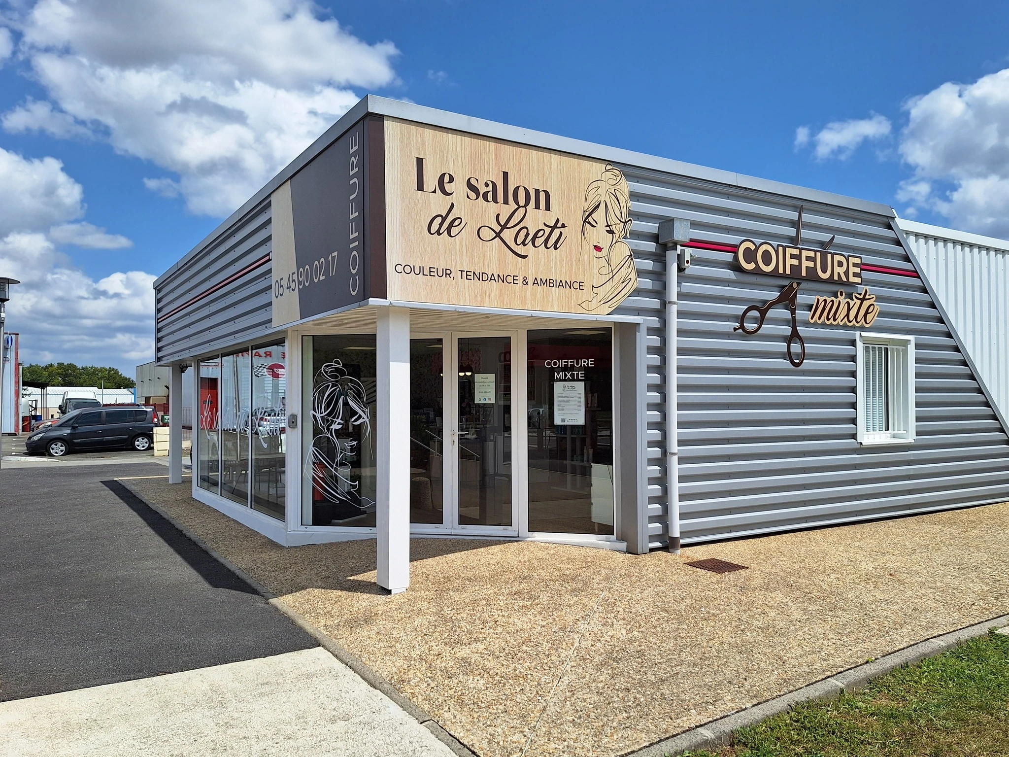 enseigne et lettrage salon de coiffure