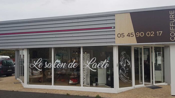 lettrage salon de coiffure